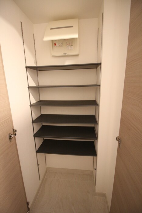 物件内観写真16　(靴箱)