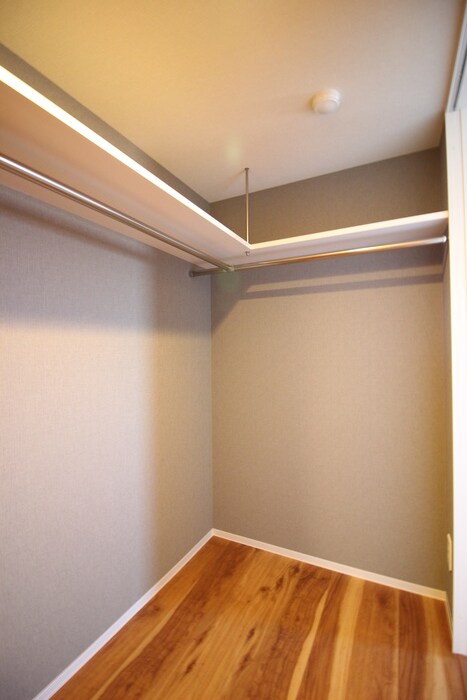 物件内観写真11　(収納)
