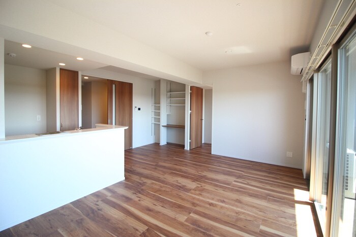 物件内観写真16　(居室)