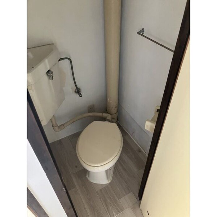 物件内観写真5　(トイレ)