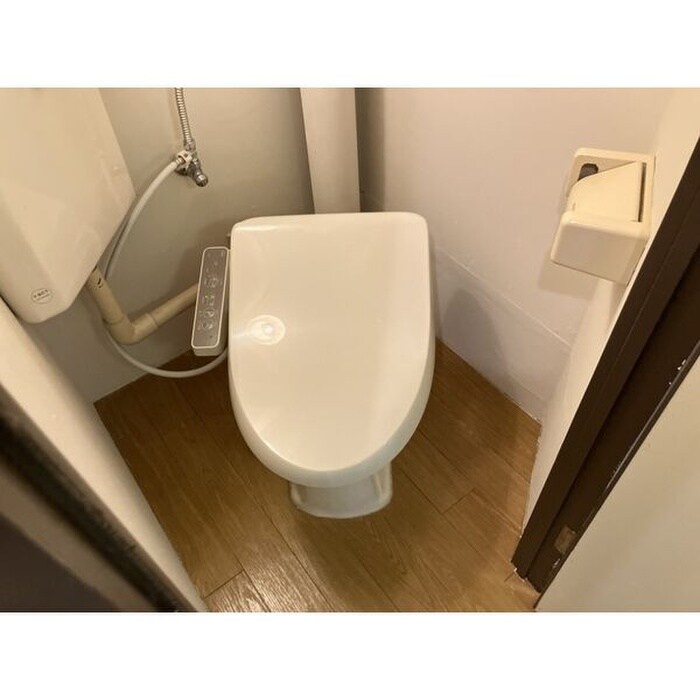 物件内観写真12　(トイレ)