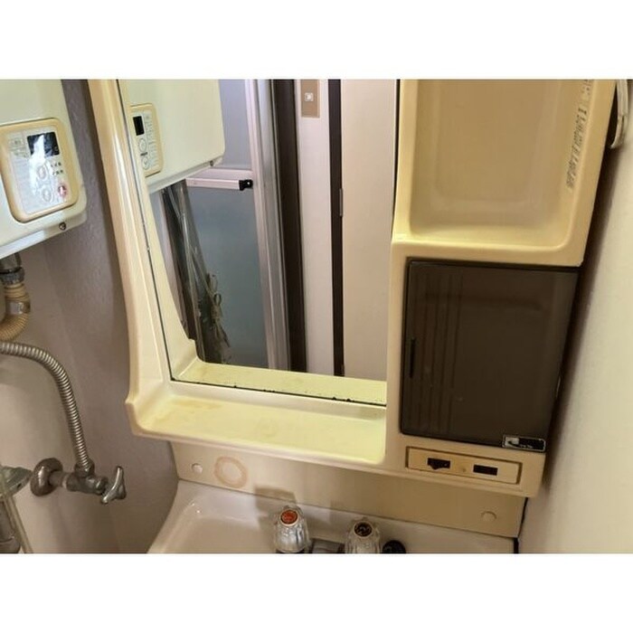 物件内観写真15　(洗面)