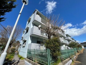 シャト－春山外観写真