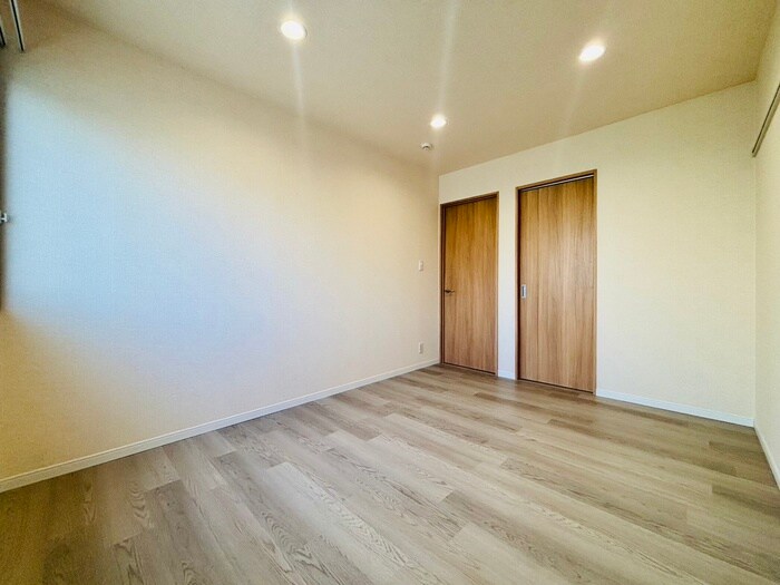 物件内観写真16　(内観写真)