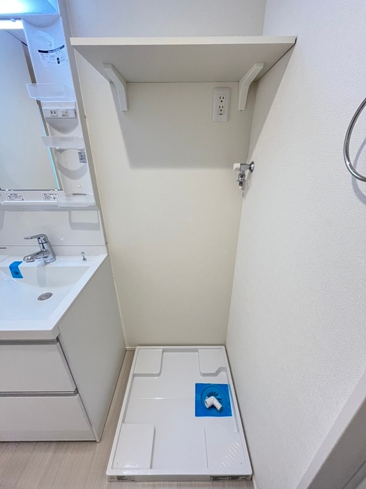 物件内観写真15　(洗濯機置場)