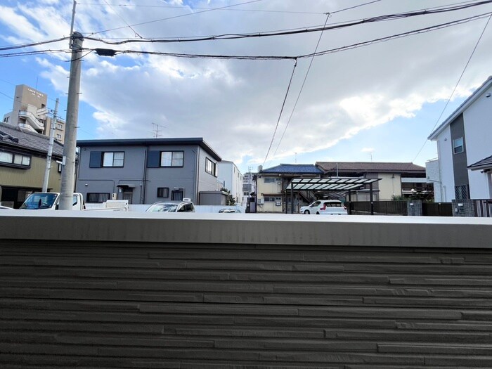 物件内観写真16　(室内からの展望)