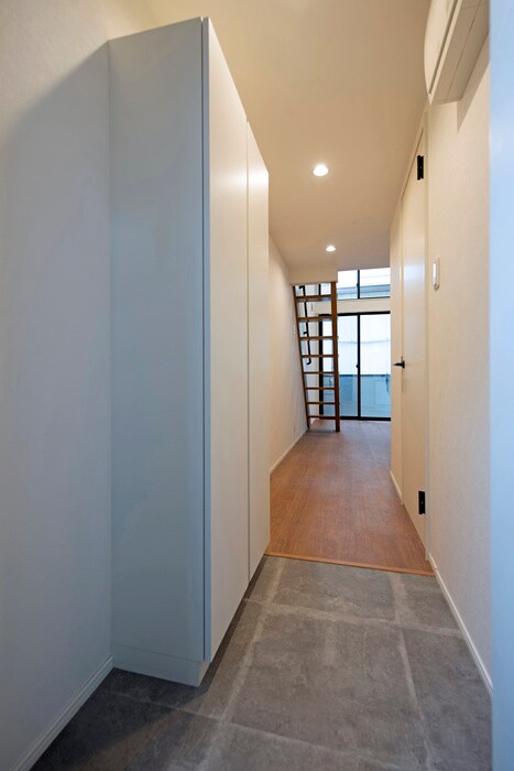 物件内観写真15　(玄関)