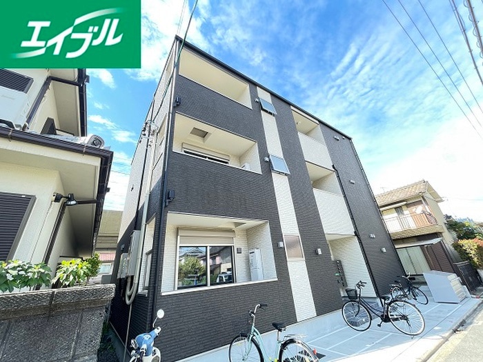 物件外観写真1　(外観写真)