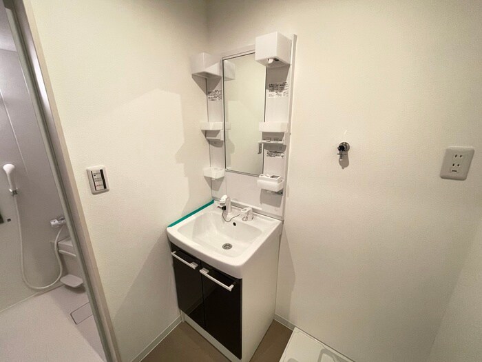 物件内観写真15　(洗面)