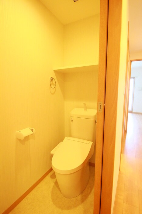物件内観写真12　(トイレ)