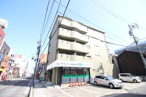 鈴屋ビル外観写真