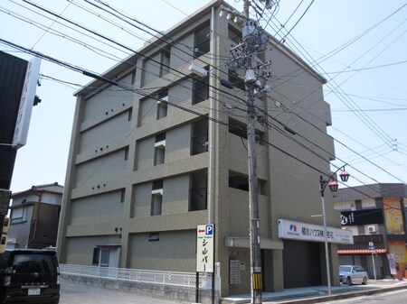 鈴屋ビル外観写真