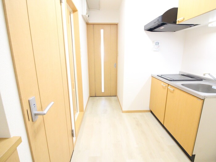 物件内観写真7　(廊下)