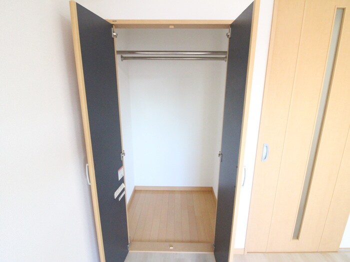 物件内観写真10　(収納)