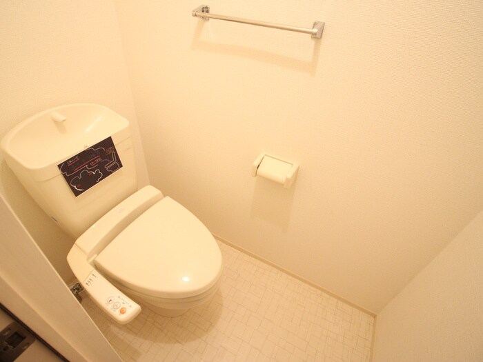 物件内観写真12　(トイレ)