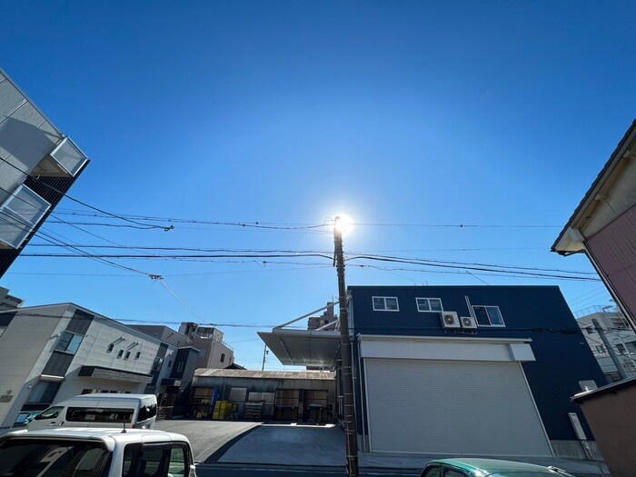 物件内観写真22　(室内からの展望)