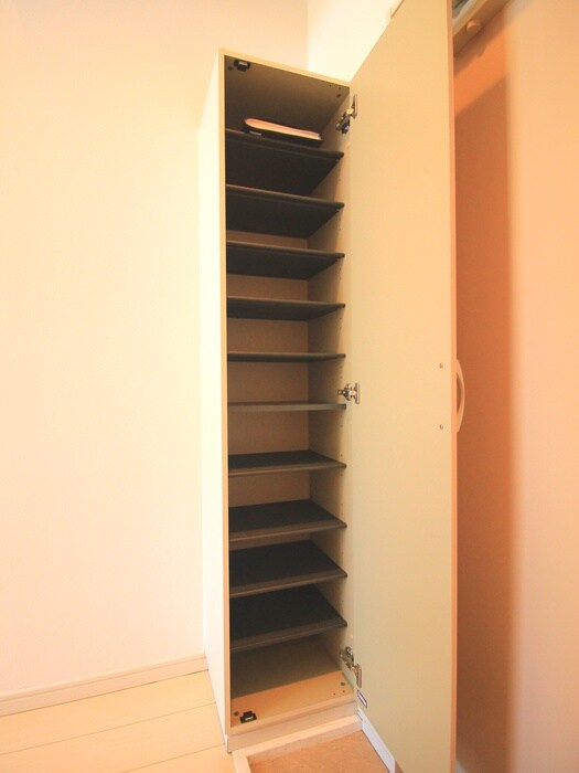 物件内観写真16　(靴箱)
