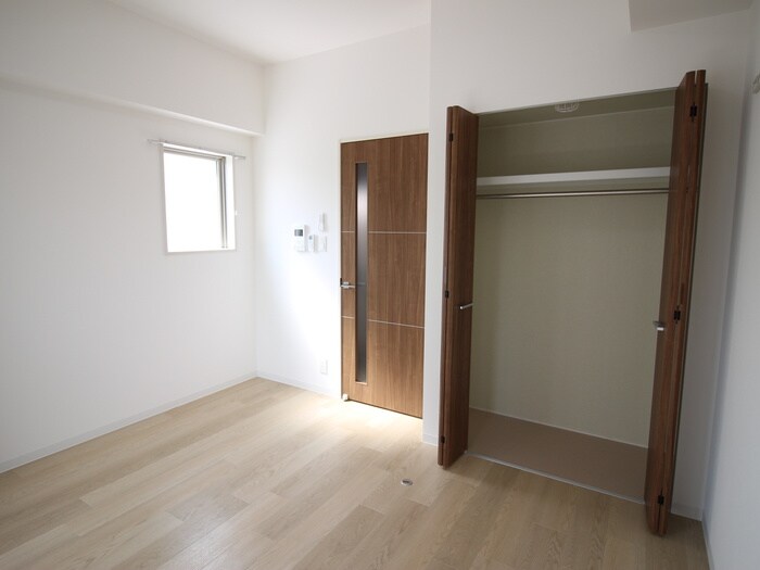 物件内観写真16　(居室)