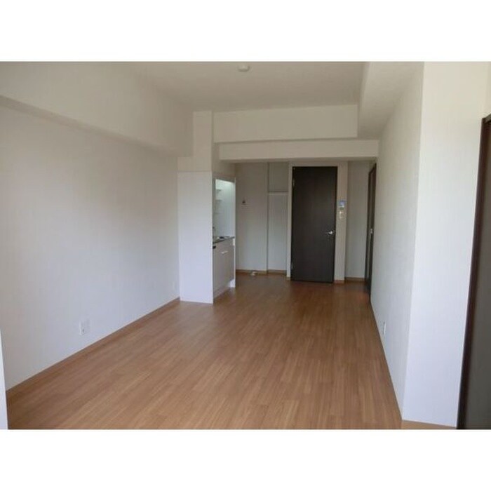 物件内観写真4　(居室)