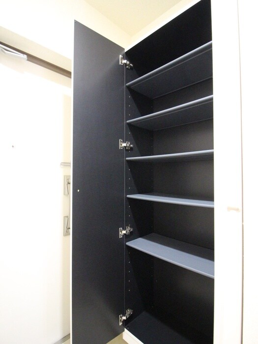 物件内観写真13　(靴箱)