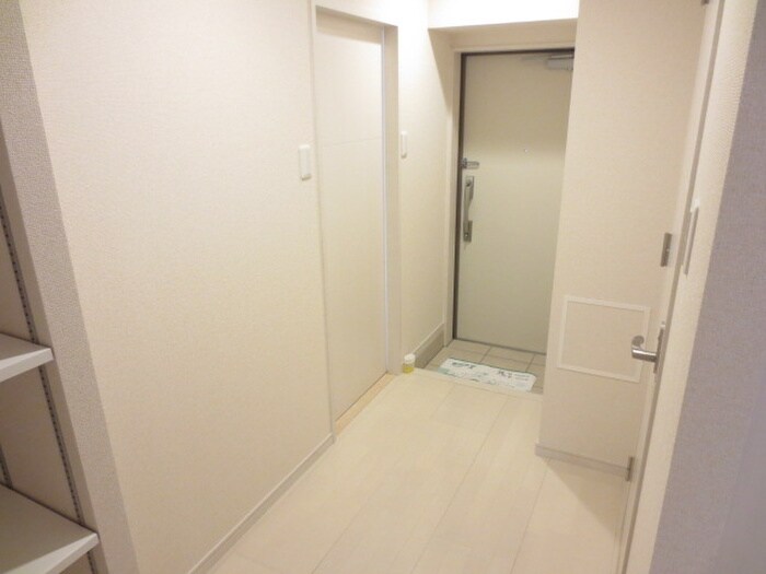 物件内観写真18　(廊下)