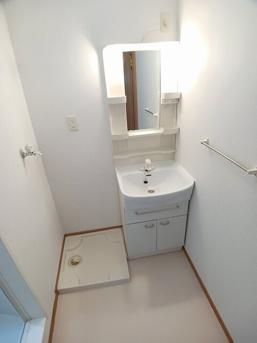 物件内観写真7　(洗面)