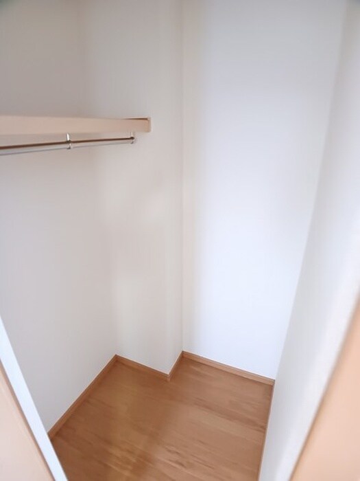 物件内観写真10　(収納)