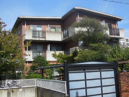 ソフィア見附外観写真