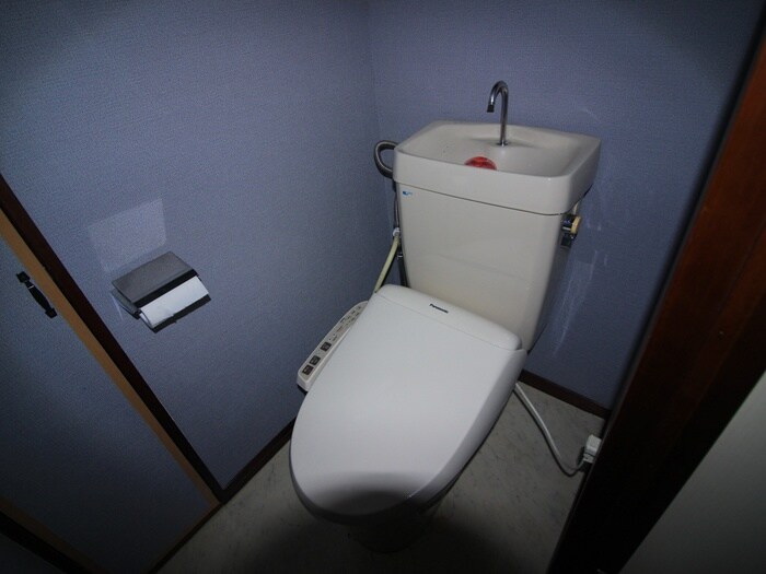 エムズハウス栄のトイレ