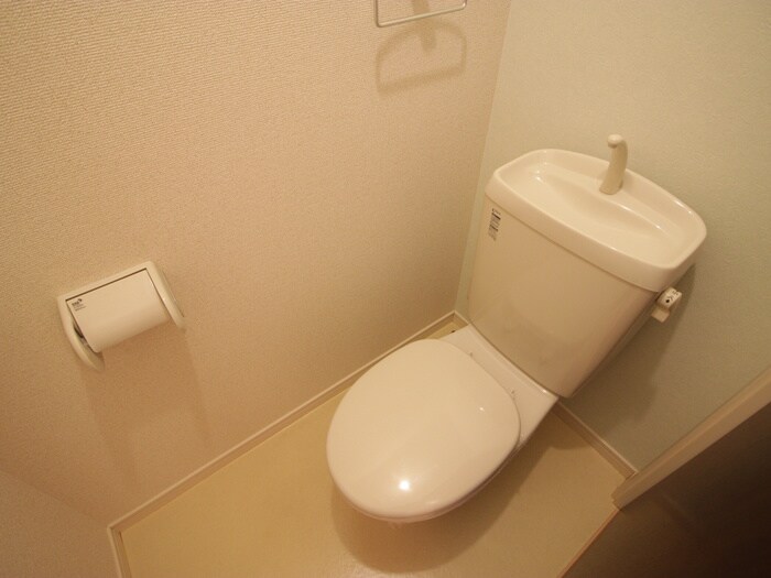 物件内観写真17　(トイレ)