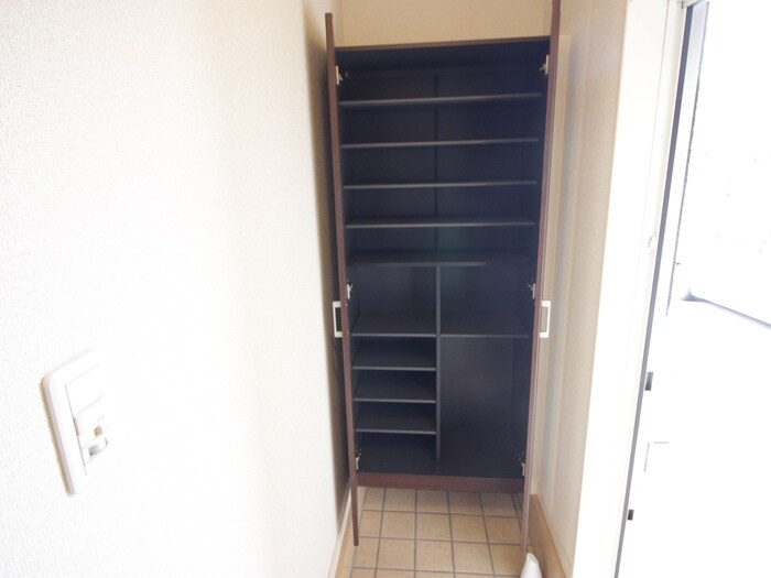 物件内観写真20　(玄関)