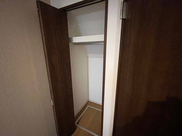 物件内観写真12　(収納)