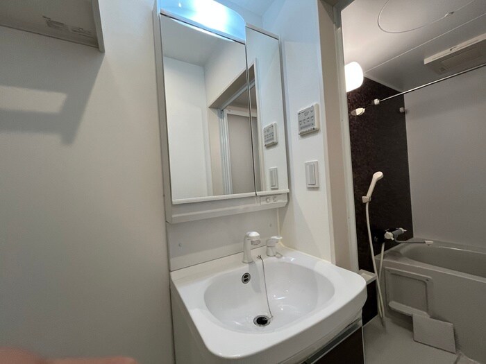 物件内観写真14　(洗面)