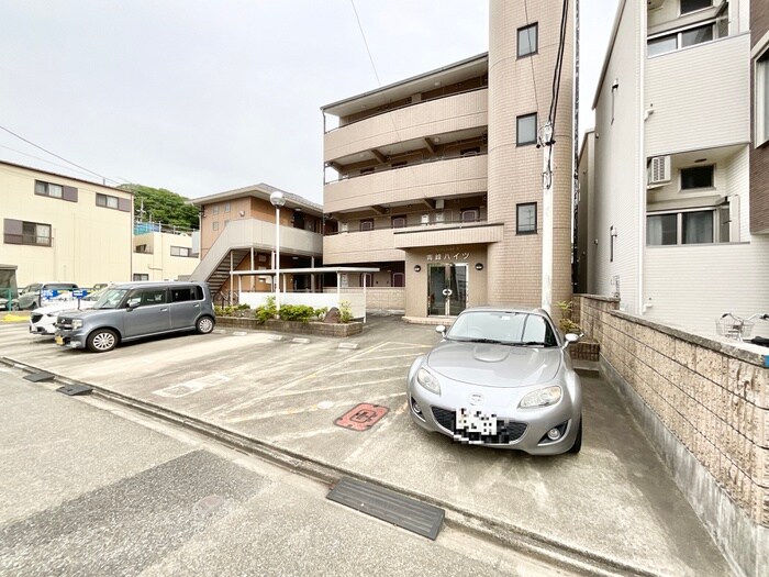 物件外観写真6　(駐車場)