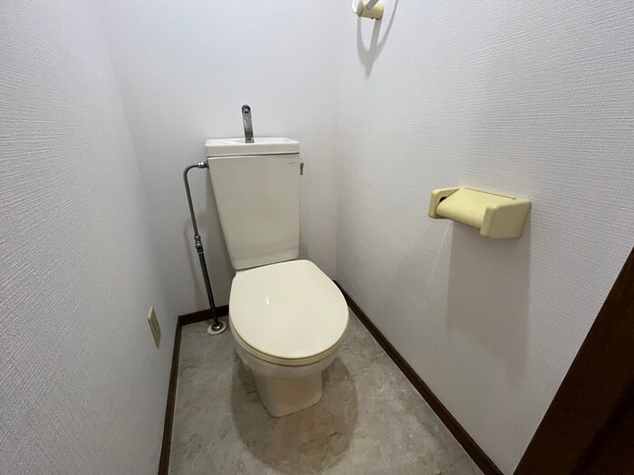 物件内観写真17　(トイレ)