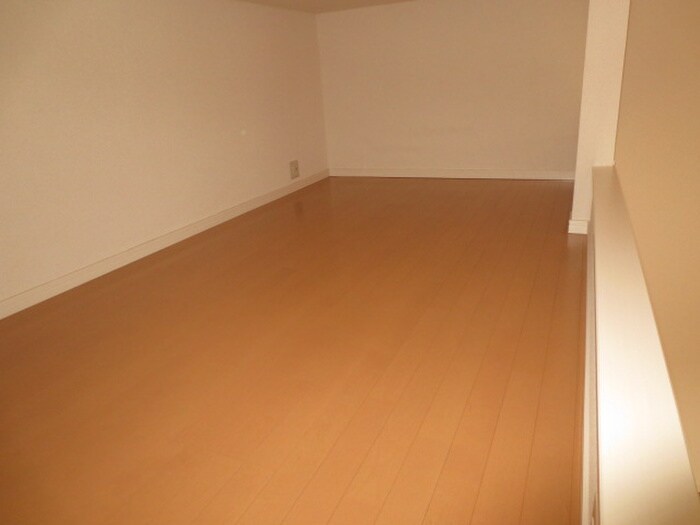 物件内観写真8　(ロフト)