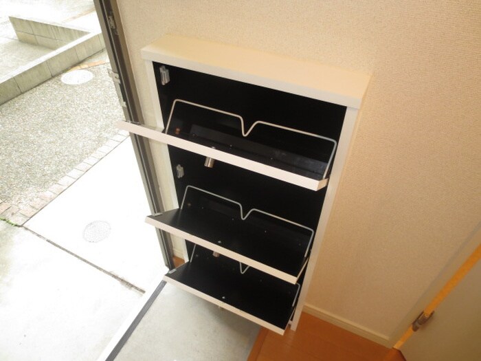物件内観写真16　(靴箱)