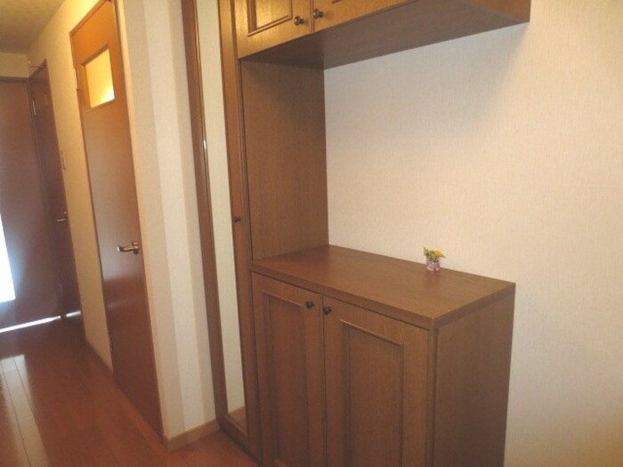 物件内観写真12　(靴箱)