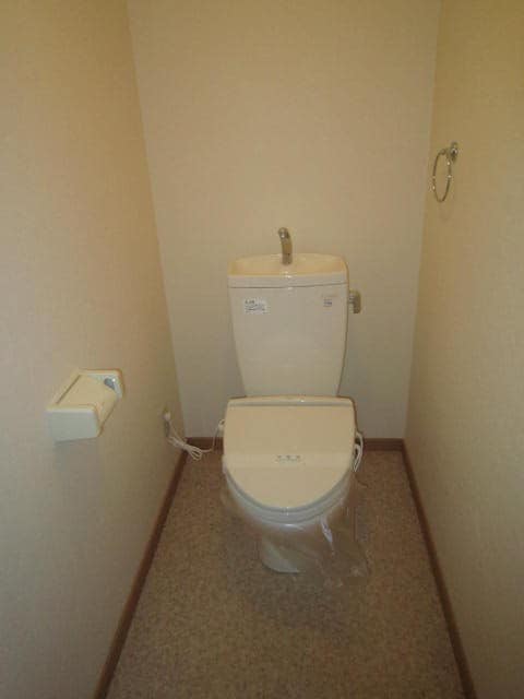 物件内観写真14　(トイレ)