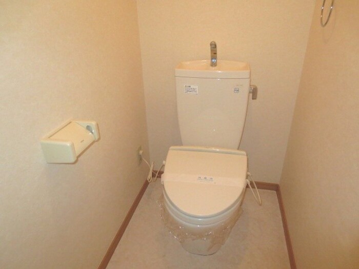 物件内観写真15　(トイレ)