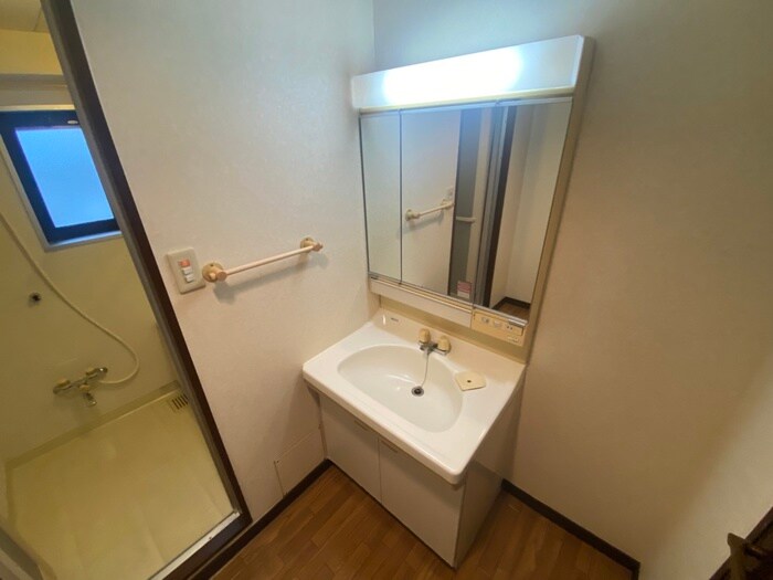 物件内観写真14　(洗面)