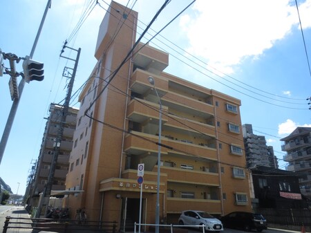 平與マンション外観写真