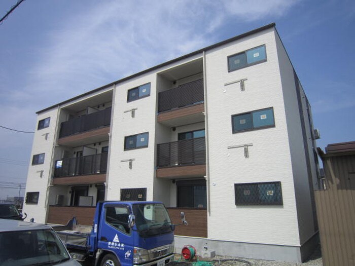 物件外観写真2　(外観写真)