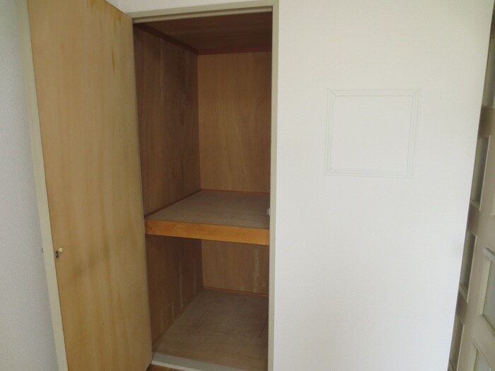 物件内観写真11　(収納)