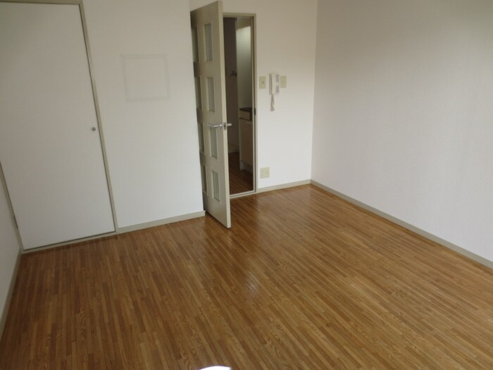 物件内観写真15　(居室)