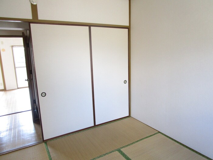 物件内観写真12　(居室)