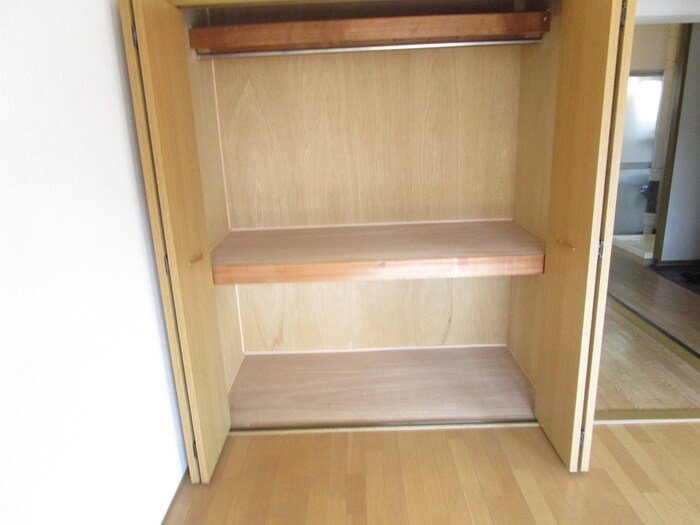 物件内観写真16　(収納)