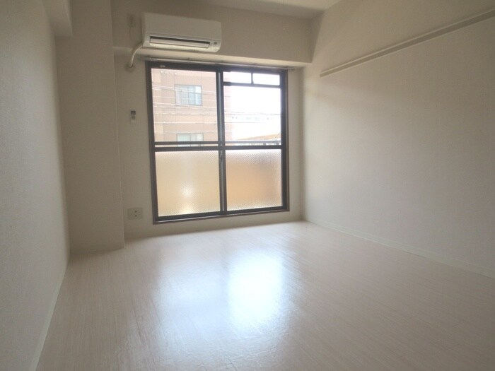 物件内観写真13　(居室)