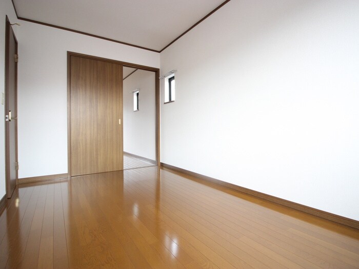 物件内観写真17　(居室)