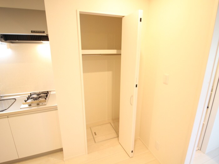 物件内観写真15　(収納)